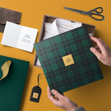 Luxury Apparel Boxes